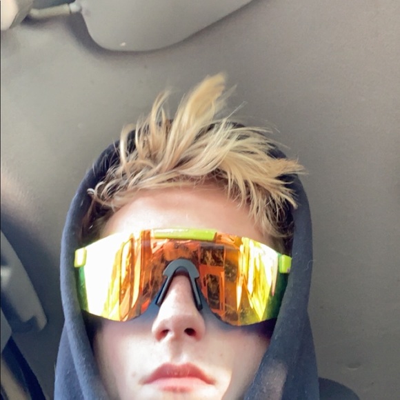 adam_inch